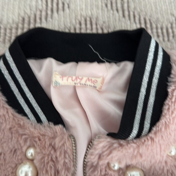 Jacket - Picture 3 of 5